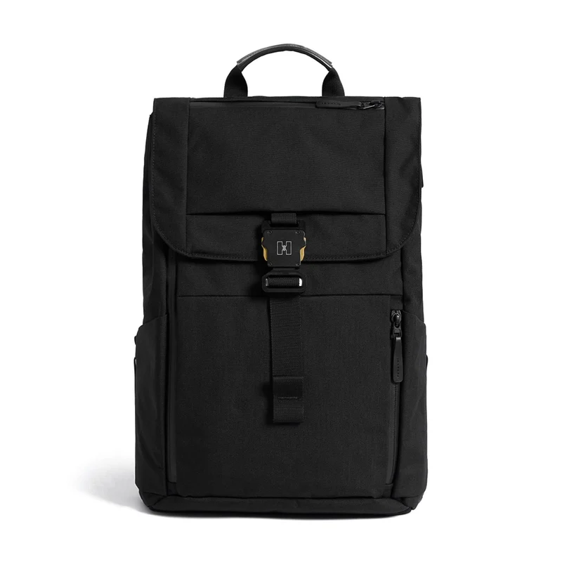 Urban 17 L Backpack
