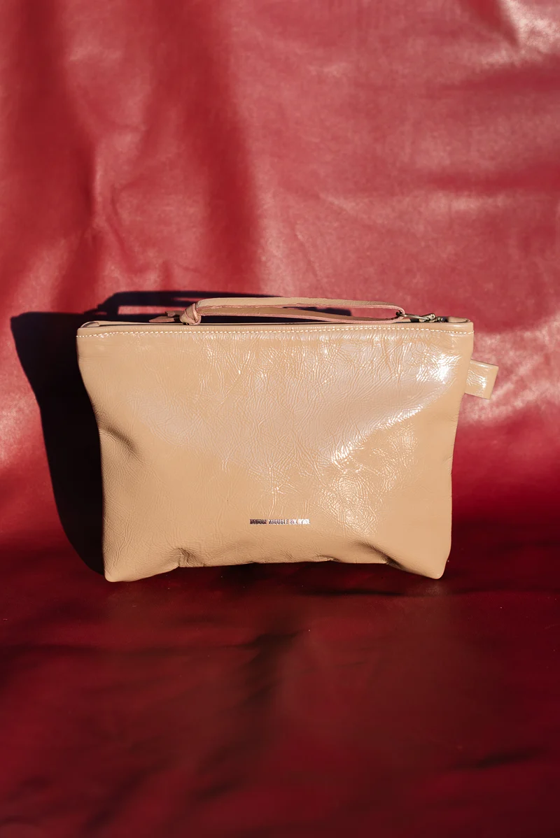 Elisa Pochette