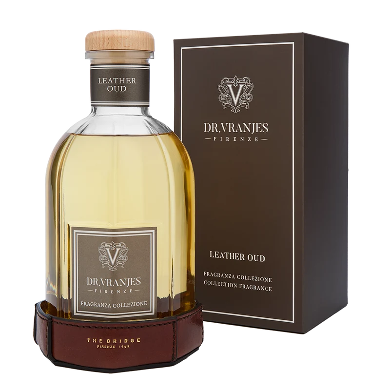 Limited Edition fragranza ambiente Leather Oud (1250 ml) ​con sottobottiglia in pelle