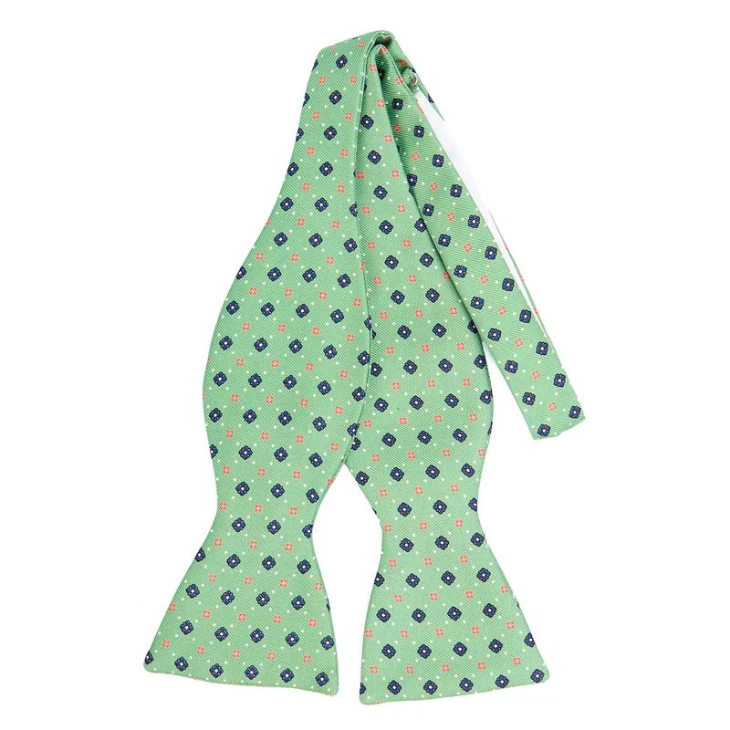 LIGHT GREEN SELF-TIE PRINTED SILK BOWTIE