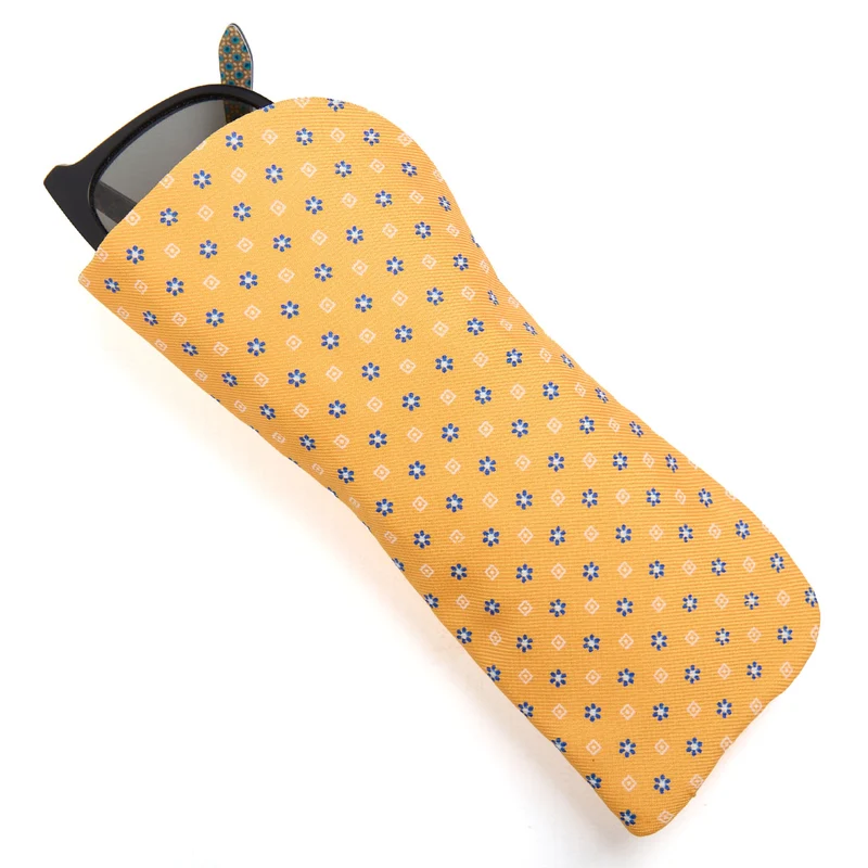 YELLOW GLASSES CASE