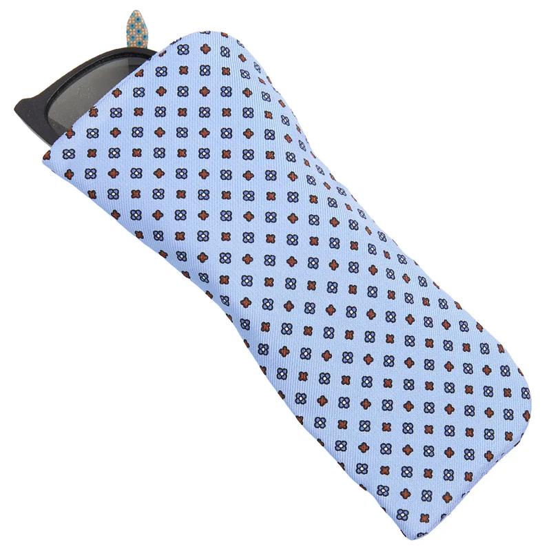 LIGHT BLUE GLASSES CASE