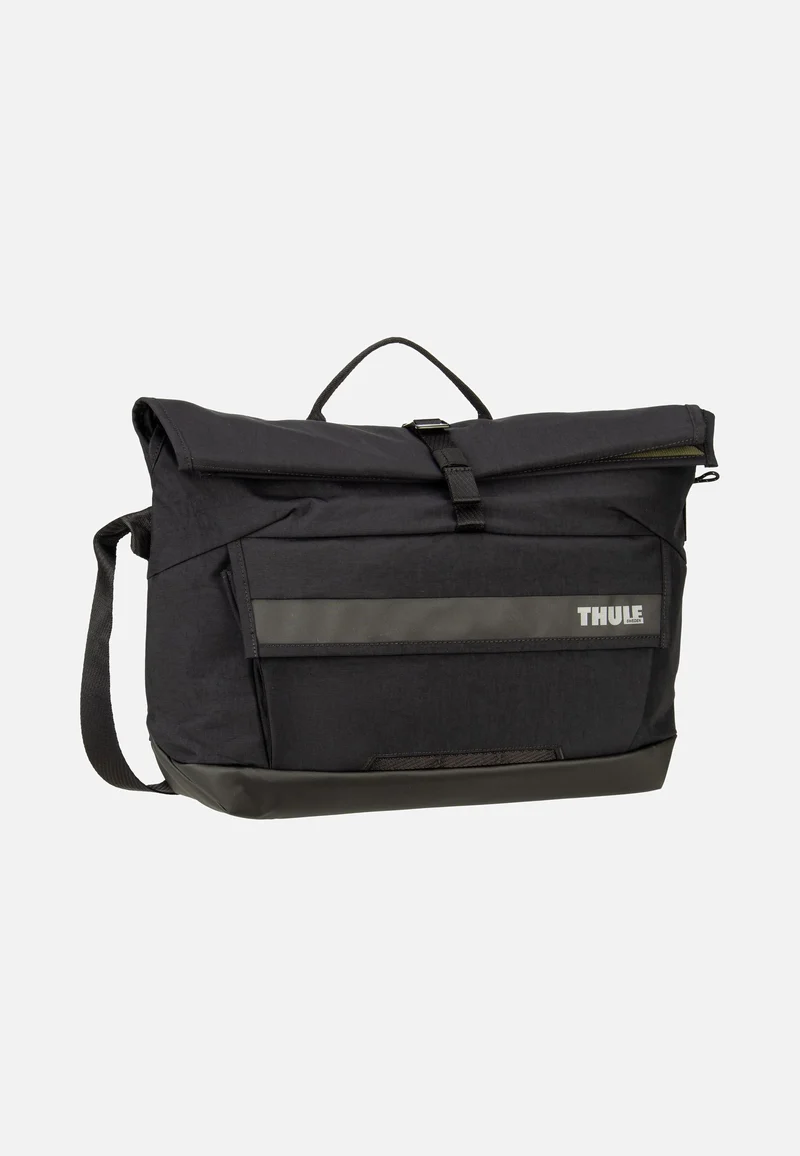 Paramount 3 14L Black - Pouch Bag