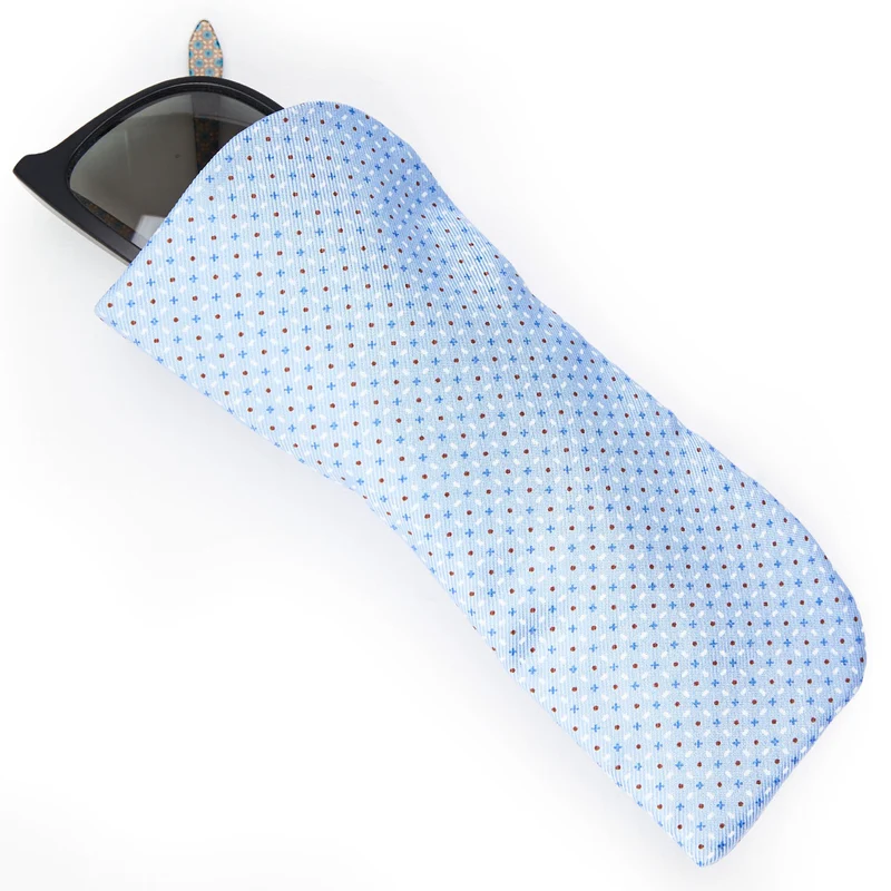 LIGHT BLUE GLASSES CASE
