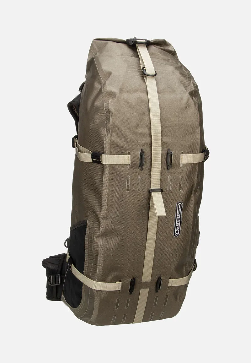 Atrack 35L Dark Sand - Travel Backpack