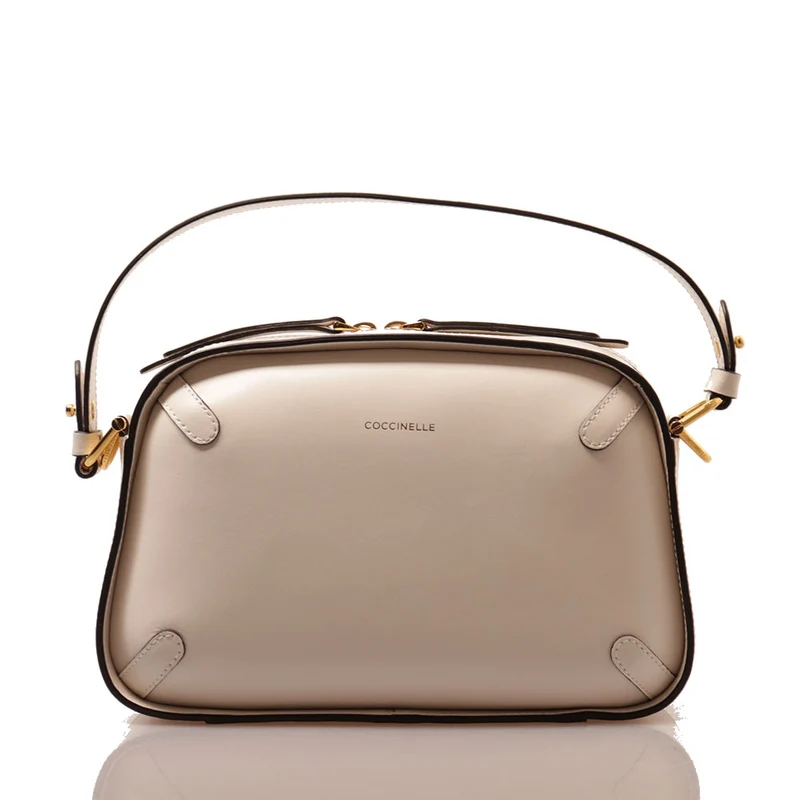Borsa Donna a Spalla COCCINELLE in Pelle linea Maleta Calf Cocker Colore Blanco