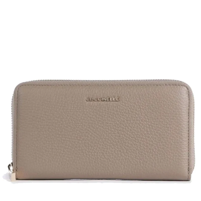 Portafoglio Donna COCCINELLE Zip Around in Pelle Warm Taupe Linea Metallic Soft