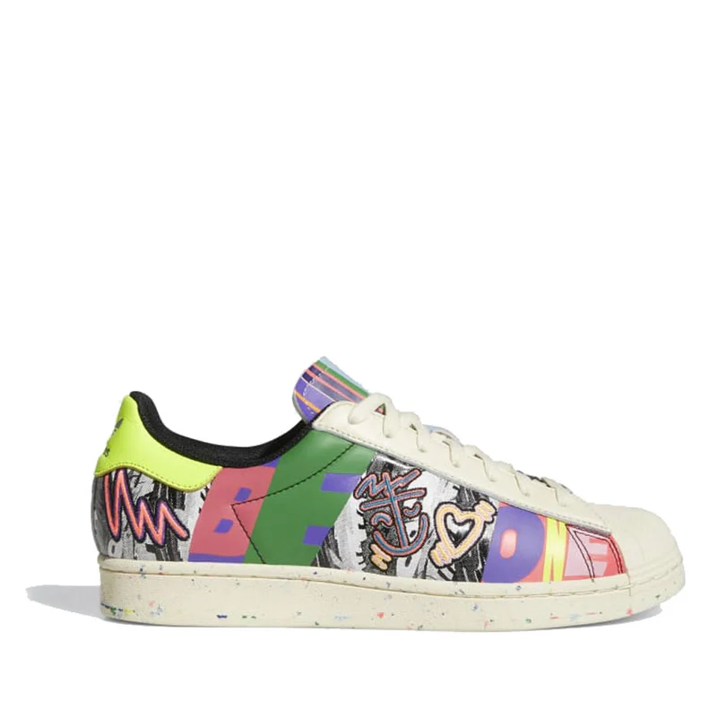Scarpe ADIDAS Sneakers Uomo linea Superstar Pride colore Multicolor