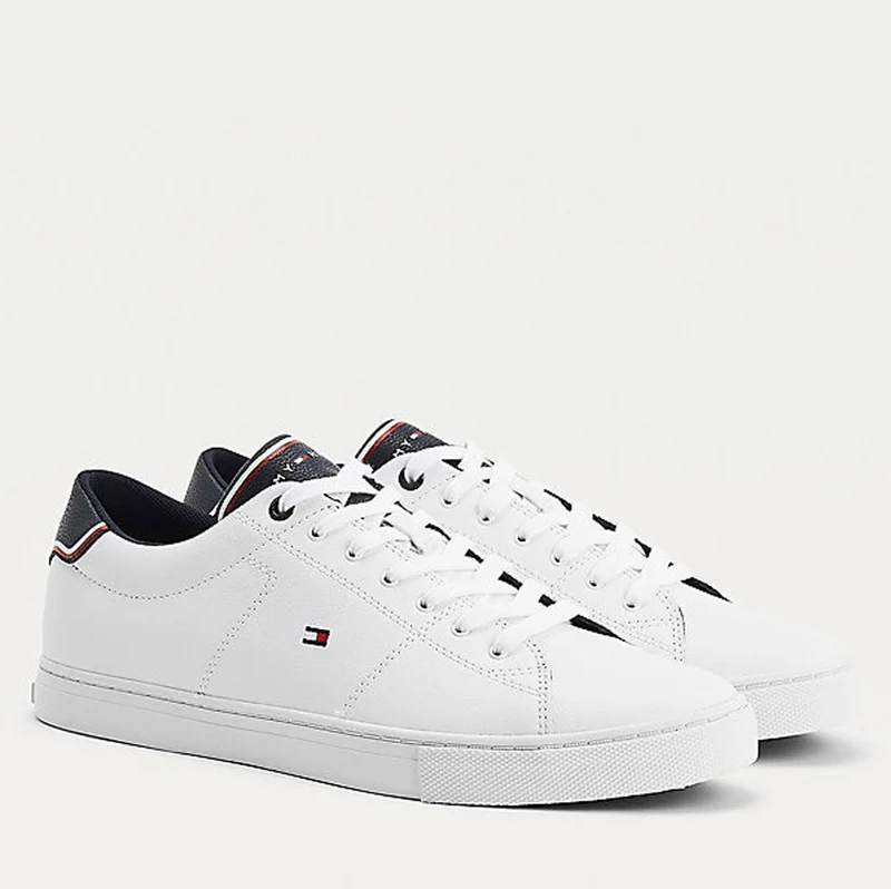Scarpe Uomo TOMMY HILFIGER Sneakers linea Essential in Pelle colore Bianco